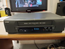 Videoregistratore vhs sanyo usato Videoregistratore vhs sanyo usato  Follonica