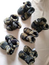 Pairs kids slipper for sale  DUNSTABLE