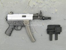 Usado, Brinquedo escala 1/6 Punisher - The Revenger - MP5K Sub metralhadora com cache de armas comprar usado  Enviando para Brazil