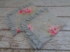 Par de fronhas de hortênsia SIMPLY SHABBY CHIC com babados rosa sobre algodão azul comprar usado  Enviando para Brazil