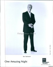 Usado, News Photo One Amazing Night Burt Bacharach músico codificado 8X10 comprar usado  Enviando para Brazil