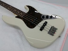 Guitare basse électrique d'occasion  Expédié en France