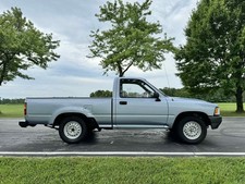 1990 toyota ton for sale  Broadview Heights