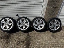 Set audi golf for sale  READING