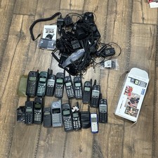 Lote de 17 Vários Celulares Vintage, Nokia,, Ericcson Com Acessórios Não Testados, usado comprar usado Lote de 17 Vários Celulares Vintage, Nokia,, Ericcson Com Acessórios Não Testados, usado comprar usado  Enviando para Brazil