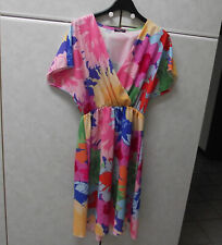 Vestito pittarello colori usato  Selargius