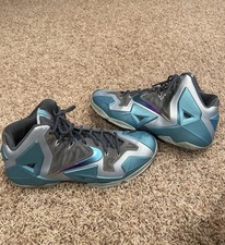 Nike lebron armory for sale  Williamstown