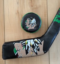 Vintage und fighting for sale  Grand Forks