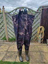 Nash waders size for sale  EVESHAM