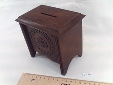 Ancienne tirelire bretonne d'occasion  Huelgoat