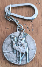 Insigne porte clé d'occasion  Saint-Pierre-d'Oléron