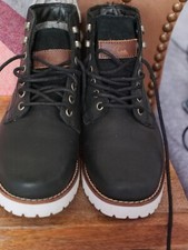 Quicksilver boots size for sale  HORSHAM