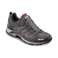 Scarpe trekking strette usato  Spedire a Italy