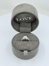 Love vera wang for sale  Lebanon