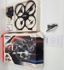 Drone quadricóptero UDI RC U818A 2.4GHz 6 eixos giroscópio HD + controle remoto e extras comprar usado Drone quadricóptero UDI RC U818A 2.4GHz 6 eixos giroscópio HD + controle remoto e extras comprar usado  Enviando para Brazil