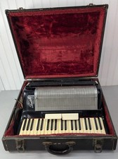 Scandalli 1950 accordion d'occasion  Expédié en Belgium