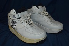 Nikken women 8.5 for sale  Pflugerville