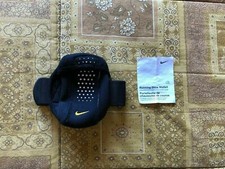 Nike portacellulare portachiav usato  Italia