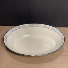 Lenox charleston cosmopolitan for sale  Medford