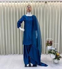 Pakistani salwar kameez d'occasion  Expédié en Belgium