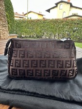 Necessaire fendi usato  Zanica