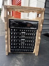 Radio box caricato usato  Spedire a Italy