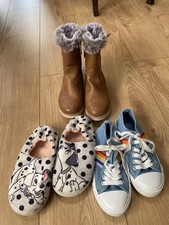 Girls boots trainers for sale  LOWESTOFT