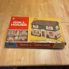 Usado, Casa de bonecas vintage Marx colonial de lata com móveis 1968 comprar usado  Enviando para Brazil