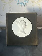 Plaque médaillon biscuit d'occasion  Béziers