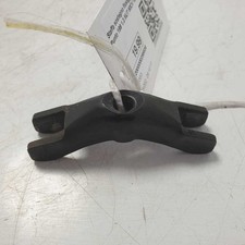 Staffa sostegno fissaggio usato Staffa sostegno fissaggio usato  Mineo