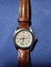 Relógio militar suíço genuíno Wenger design SMT 100m resistente à água comprar usado  Enviando para Brazil