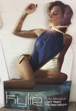 Usado, KYLIE MINOGUE LIGHT YEARS ORIGINAL RECORD STORE PROMO STANDEE DISPLAY 60" x 25" comprar usado Usado, KYLIE MINOGUE LIGHT YEARS ORIGINAL RECORD STORE PROMO STANDEE DISPLAY 60" x 25" comprar usado  Enviando para Brazil