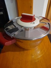 Cocotte minute tefal d'occasion Cocotte minute tefal d'occasion  Laruscade