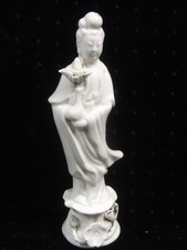 Statuette guanyin femme d'occasion  Équeurdreville-Hainneville