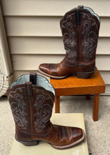 Ariat woman legend for sale  Alto