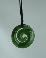 Maori jade carving gebraucht kaufen  Nördlingen
