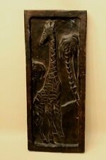 Giraffe low relief d'occasion  Expédié en Belgium