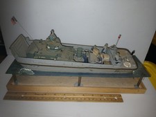 Artesanato de desembarque construído com tanque e tripulação feito base de diorama incluída exército militar  comprar usado Artesanato de desembarque construído com tanque e tripulação feito base de diorama incluída exército militar  comprar usado  Enviando para Brazil