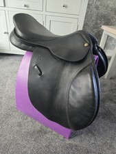 Black pessoa jumping for sale  BURTON-ON-TRENT