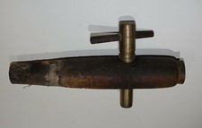 Ancien gros robinet d'occasion  Truchtersheim