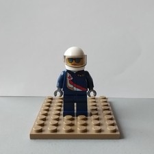 Lego minifigure city for sale  LEATHERHEAD