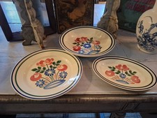 Lot plats hbcm. d'occasion  Villeneuve-la-Guyard