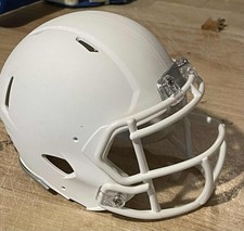 Usado, Mini capacete de futebol branco fosco com máscara branca Riddell Revolution SPEED em branco comprar usado  Enviando para Brazil