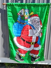 Usado, Bandeira de quintal de sala de aula para professores - Papai Noel de férias carregando uma bolsa de brinquedos comprar usado  Enviando para Brazil