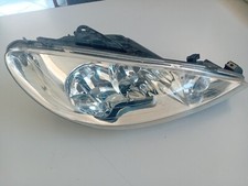 Faro proiettore anteriore usato  Arce