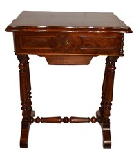 Elegante tavolino lavoro usato  Borgo San Dalmazzo