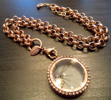 Usado, DESLUMBRANTE COLAR VINTAGE ASSINADO ORIGAMI CORUJA TOM OURO 18"! G13393 comprar usado Usado, DESLUMBRANTE COLAR VINTAGE ASSINADO ORIGAMI CORUJA TOM OURO 18"! G13393 comprar usado  Enviando para Brazil