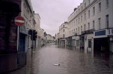 Foto 6x4 inundações em Bath Street, Royal Leamington Spa Bath Street completa c1998 comprar usado  Enviando para Brazil