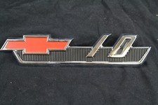 Emblema de para-lama dianteiro Chevy Chevrolet Pickup Truck C10 379620 NOS 1962, usado comprar usado  Enviando para Brazil