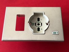 Vimar serie 8000 usato  Bologna